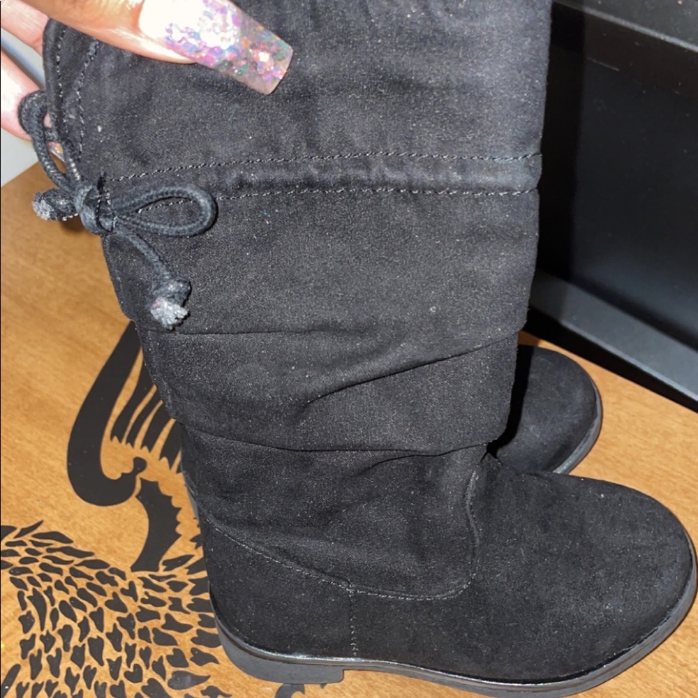 Long black Children’s Place boots